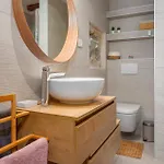Apartment Lovely In With Wifi
