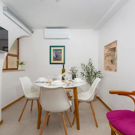 2 Bedroom Amazing In *