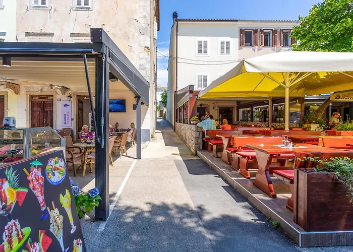 In アパート プナト